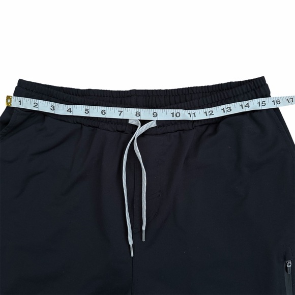 VUORI Sunday Performance Jogger in Black - Like New, Size Large - Picture 11 of 15